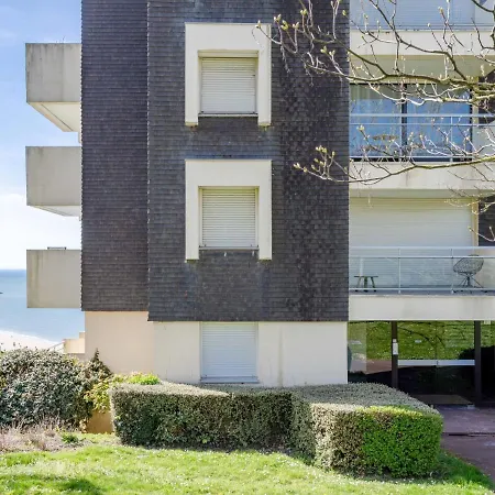 Apartment Le Domaine Des Roches By Interhome Trouville-sur-Mer